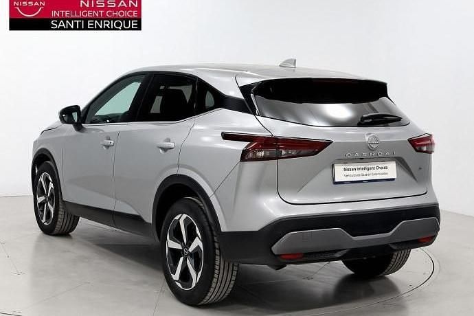 Usado Nissan Qashqai N-Connecta 159 CV (116 kW) 2024 Plateado SUV