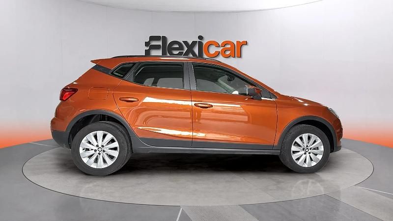 Usado Seat Arona Ecomotive 116 CV (85 kW) 2019 Naranja SUV