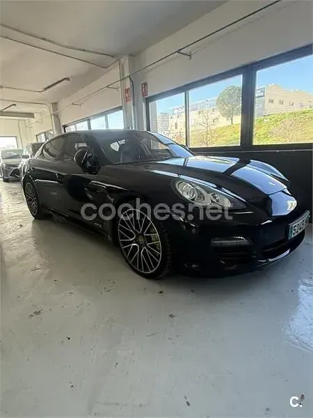 Usado Porsche Panamera 250 CV (183 kW) 2011 Negro Utilitario