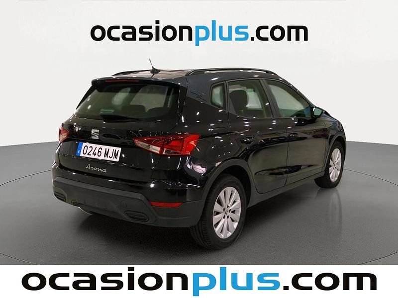 Usado Seat Arona Style 110 CV (80 kW) 2023 Negro SUV