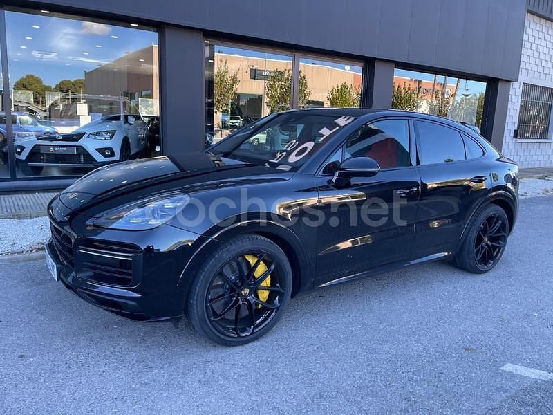 Negro Usado 2021 Porsche Cayenne Turbo SUV | 119.000 € - Imagen 1/4