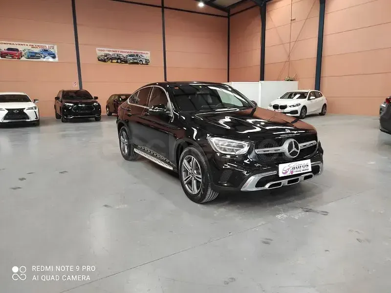 Usado Mercedes GLC220 194 CV (142 kW) 2019 Negro Coupe