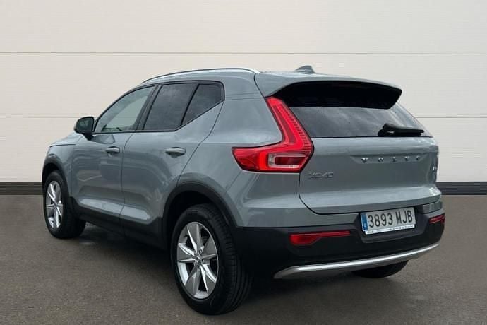 Usado Volvo XC40 Core 165 CV (121 kW) 2023 Gris SUV