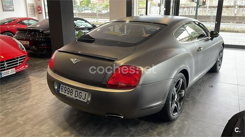 Usado Bentley Continental GT 560 CV (411 kW) 2005 Gris / plata Coupe