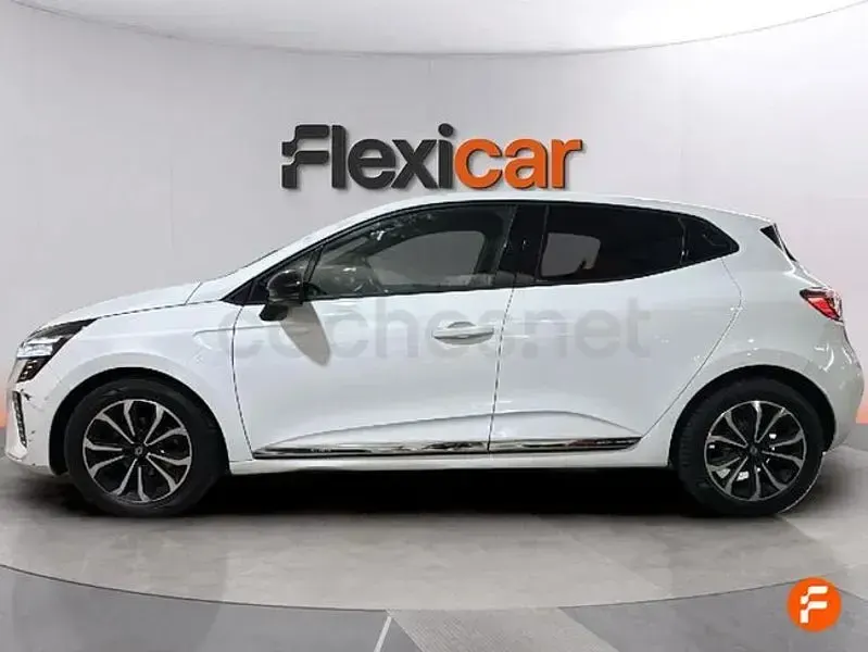 Usado Renault Clio V Techno 90 CV (66 kW) 2025 Blanco Berlina
