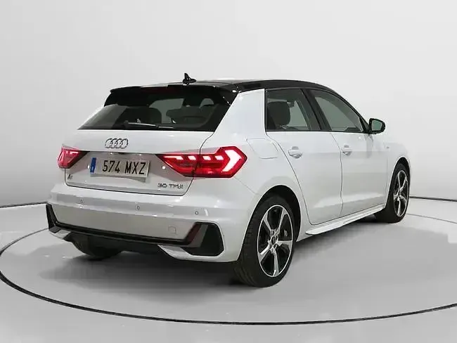 Usado Audi A1 Ambiente 116 CV (85 kW) 2025 Blanco SUV