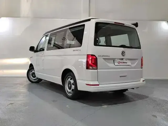 Usado VW California Beach 150 CV (110 kW) 2021 Blanco Van