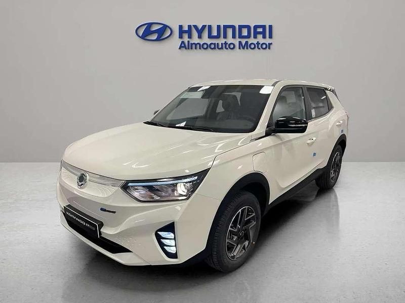 Nuevo Ssangyong (KGM) Korando 139 kW (190 CV) 2025 Blanco SUV