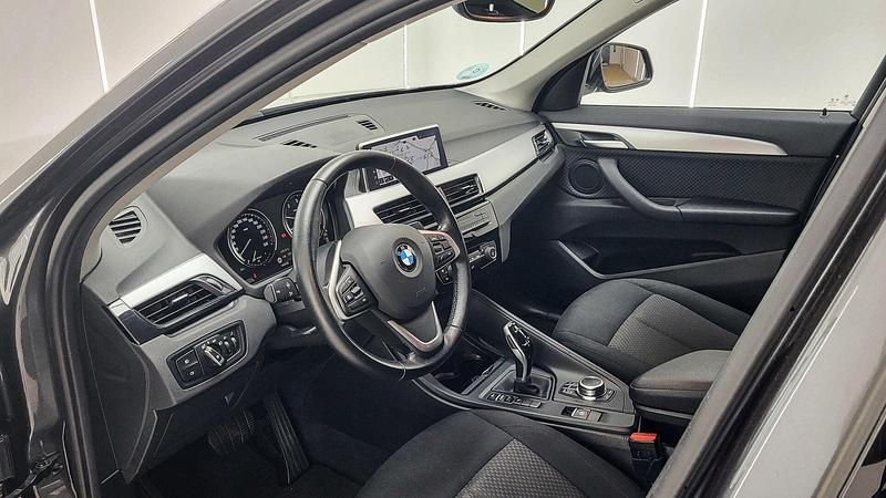 Usado BMW X1 Comfort Edition 116 CV (85 kW) 2022 Azul SUV