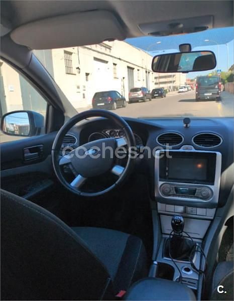 Usado Ford Focus Trend 90 CV (66 kW) 2008 Azul Berlina