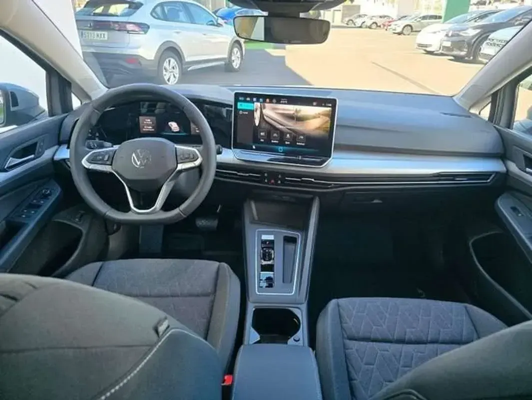 Begagnad VW Golf VIII 204 HK (150 kW) 2025 Grå Sedan