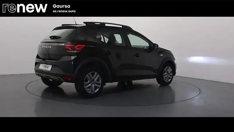 Usado Dacia Sandero Essentiel 101 CV (74 kW) 2023 Negro Berlina