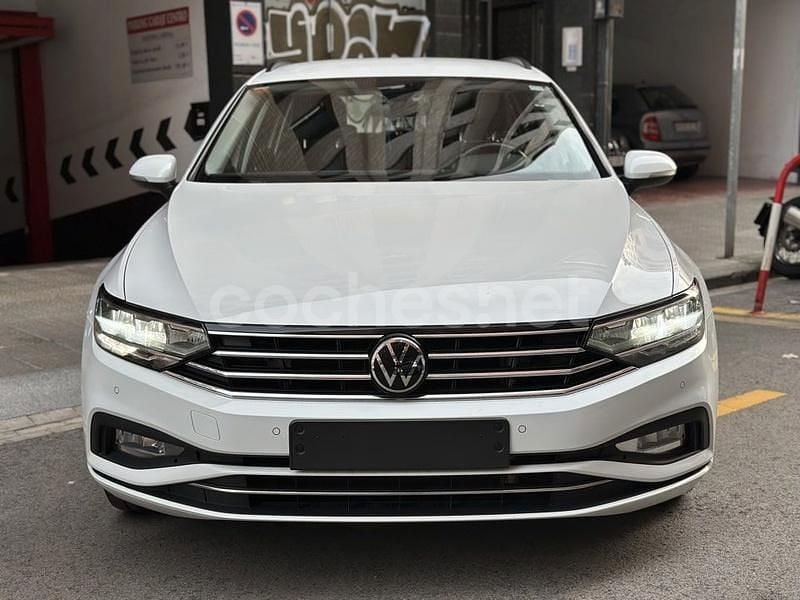 Usado VW Passat Alltrack 200 CV (147 kW) 2021 Blanco Familiar