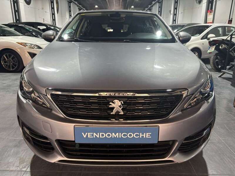 Gris Usado 2020 Peugeot 308 Allure Utilitario | 9990 € (Buen precio) - Imagen 1/4
