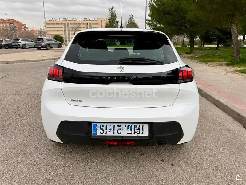 Occasion Peugeot 208 Active 100 ch (73 kW) 2022 Blanc Citadine