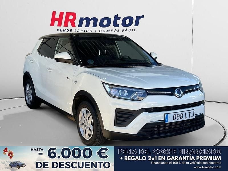 Blanco Usado 2021 Ssangyong (KGM) Tivoli SUV | 15.490 € (Precio justo) - Imagen 1/4