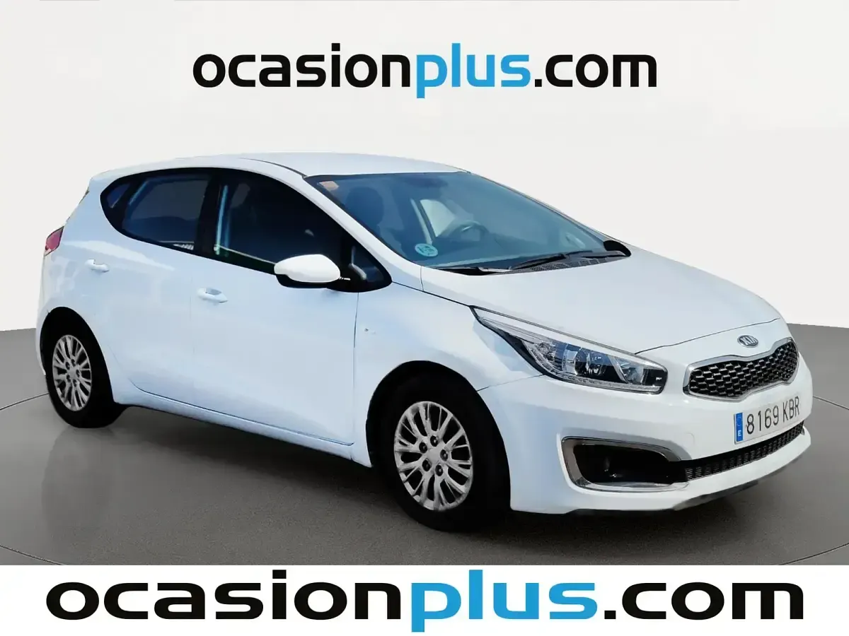 Usado Kia Ceed Plus 100 CV (73 kW) 2017 Blanco Utilitario