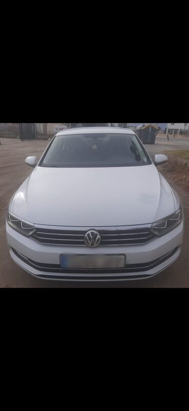 Blanco Usado 2015 VW Passat Sportline Berlina | 13.500 € (Caro) - Imagen 1/4