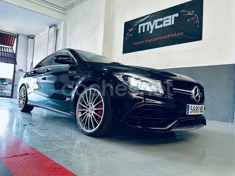 Negro Usado 2016 Mercedes CLA45 AMG AMG Berlina | 29.990 € (Buen precio) - Imagen 1/4