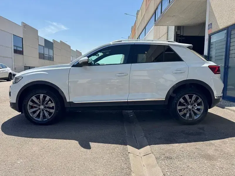 Usado VW T-Roc Sportline 115 CV (84 kW) 2018 Blanco SUV