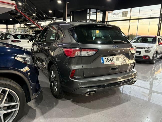 Usado Ford Kuga ST-Line 225 CV (165 kW) 2023 Gris SUV