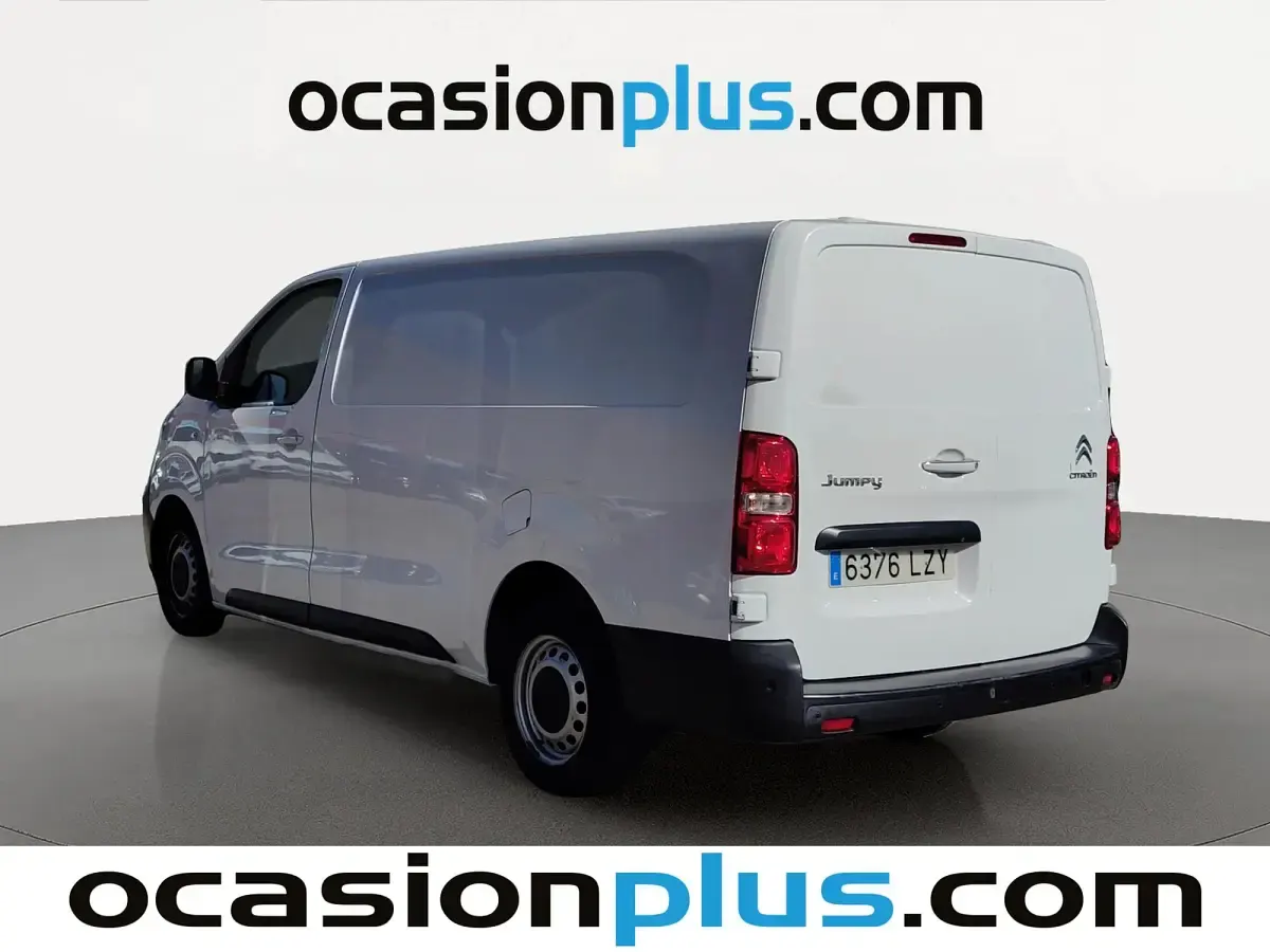 Usado Citroën Jumpy 102 CV (75 kW) 2022 Blanco Monovolumen