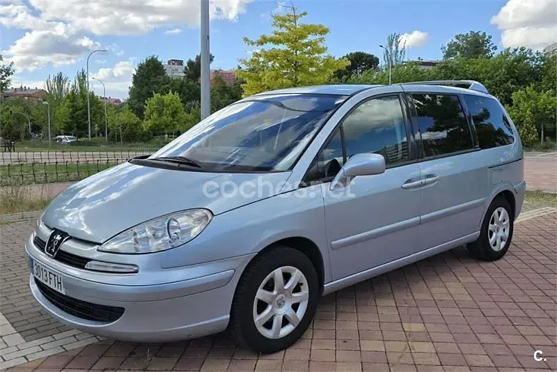 Usado Peugeot 807 109 CV (80 kW) 2007 Azul Monovolumen