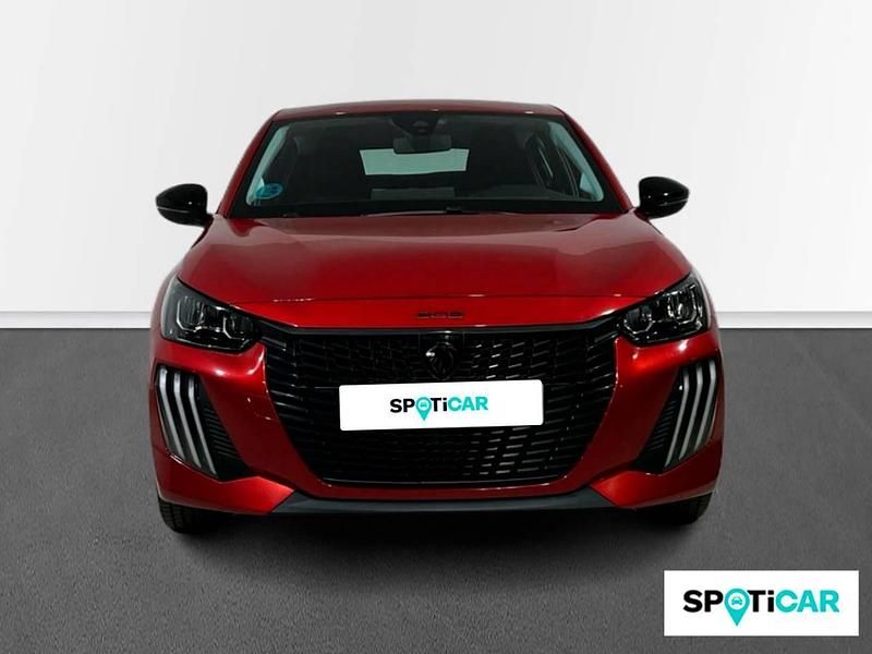 Usado Peugeot 208 Active 100 CV (73 kW) 2024 Rojo Utilitario