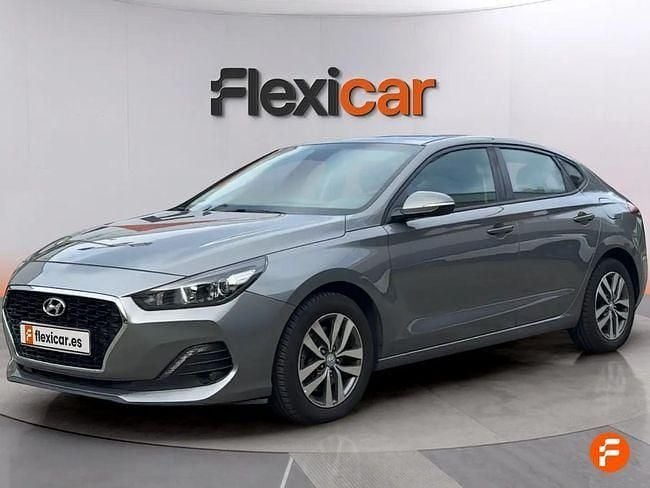 Käytetty Hyundai i30 116 HP (85 kW) 2019 Harmaa