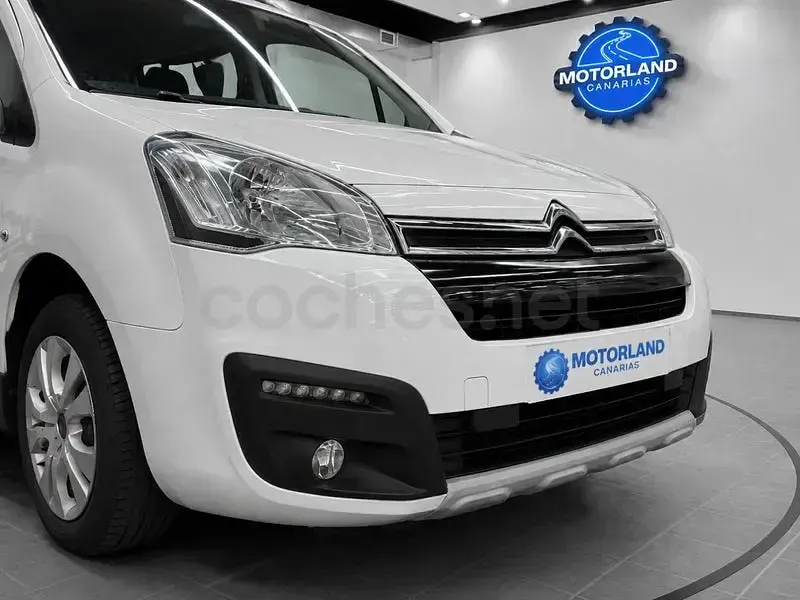 Usado Citroën Berlingo XTR 92 CV (67 kW) 2015 Blanco Monovolumen