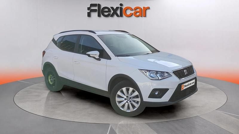 Usado Seat Arona Style 95 CV (69 kW) 2019 Blanco SUV