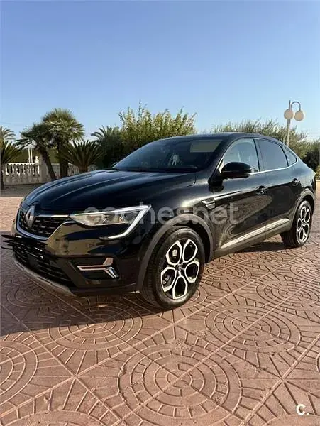 Usado Renault Arkana Techno 140 CV (102 kW) 2023 Negro SUV