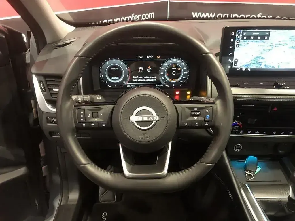 Usado Nissan Qashqai N-Connecta 140 CV (102 kW) 2024 Katana grey (metalizado) SUV