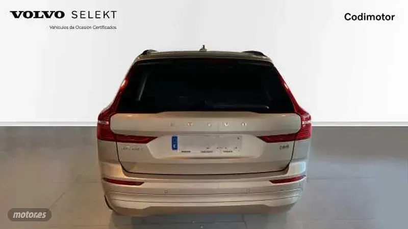 Usado Volvo XC60 Core 2024 Gris SUV