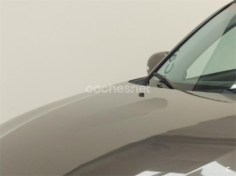 Beige Usado 2010 Mitsubishi Outlander Motion SUV | 9000 € (Precio justo) - Imagen 1/4