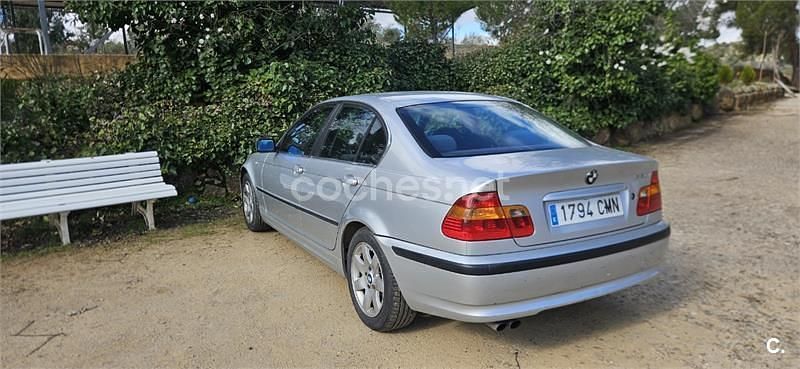 Usado BMW 320 170 CV (125 kW) 2003 Gris / plata Berlina
