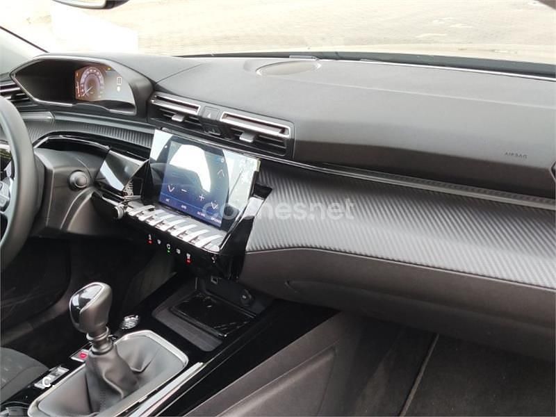 Usado Peugeot 508 Active 130 CV (95 kW) 2020 Gris / plata Berlina