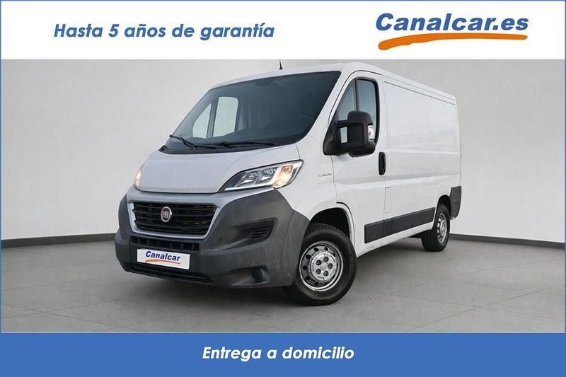Blanco Usado 2017 Fiat Ducato 33 Van | 19.990 € - Imagen 1/4
