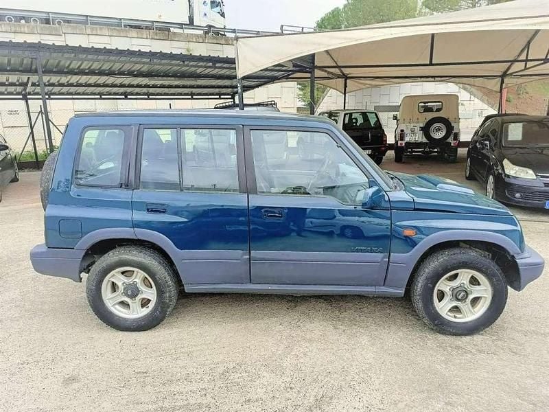 Usado Suzuki Vitara 75 CV (55 kW) 1998 Verde SUV