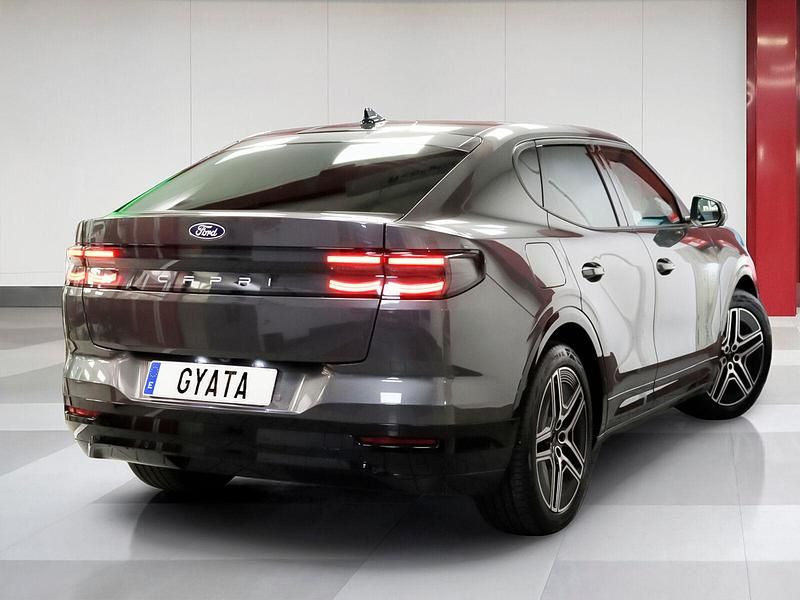 Nuevo Ford Capri Premium 250 kW (340 CV) 2025 Gris Recogida