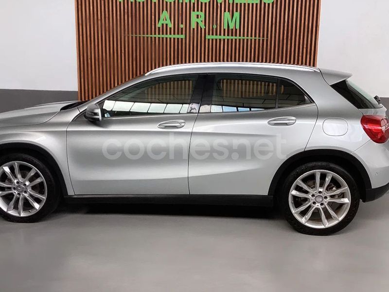 Gris / plata Usado 2015 Mercedes GLA220 Urban SUV | 19.500 € (Precio justo) - Imagen 1/4