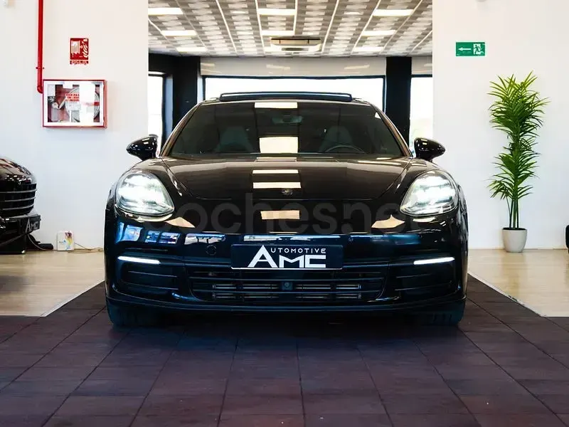Usado Porsche Panamera 4 Executive Executive 330 CV (242 kW) 2018 Negro Utilitario