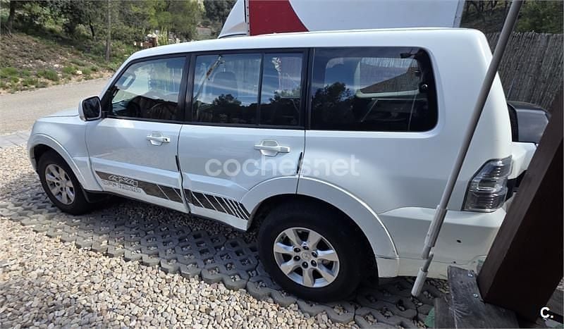 Usado Mitsubishi Montero 190 CV (139 kW) 2018 Blanco SUV