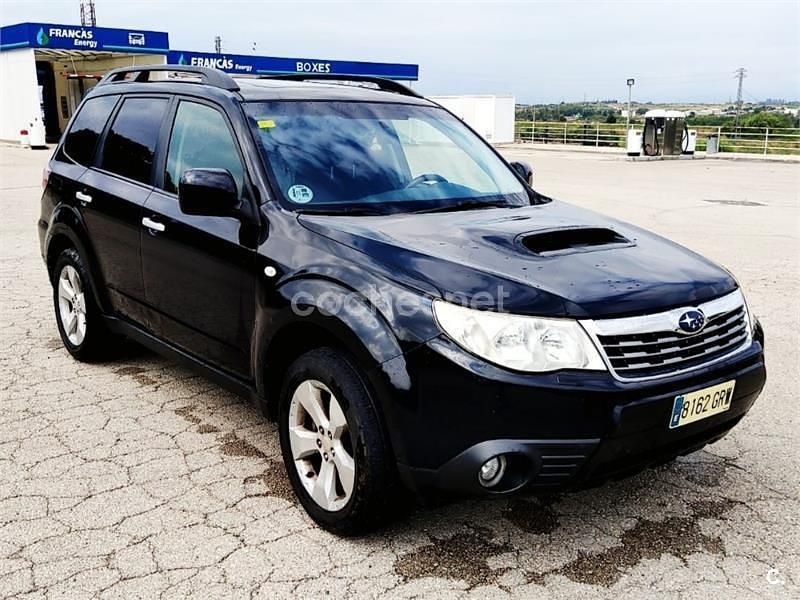 Negro Usado 2009 Subaru Forester SUV | 5500 € - Imagen 1/4