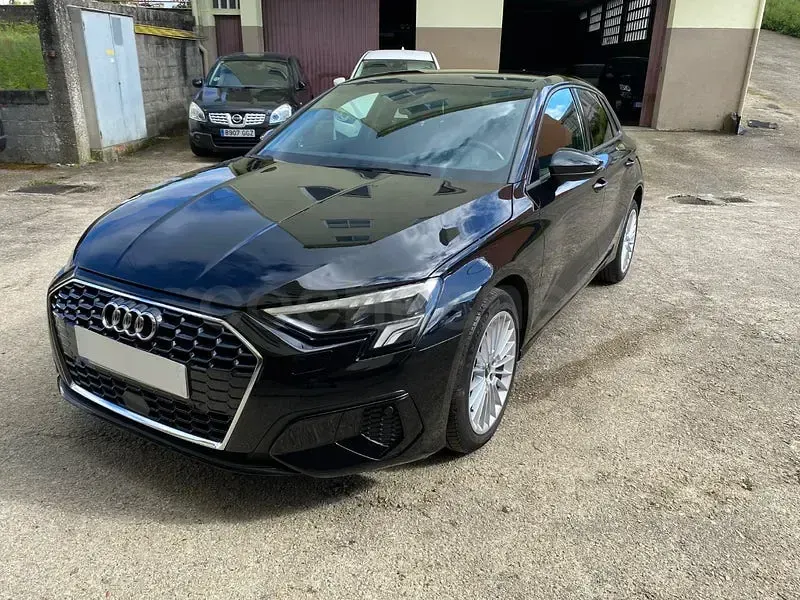 Usado Audi A3 116 HP (85 kW) 2022 Preto Sedan