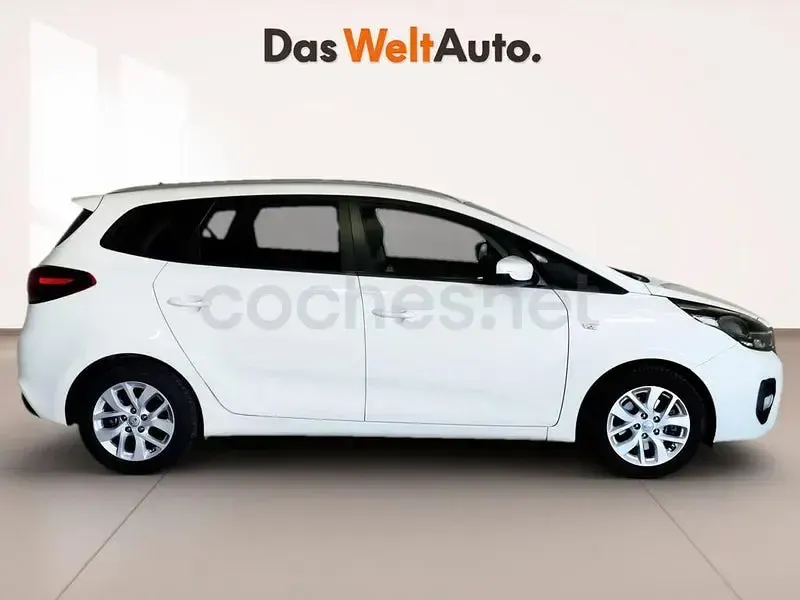 Usado Kia Carens 141 CV (103 kW) 2018 Blanco Monovolumen
