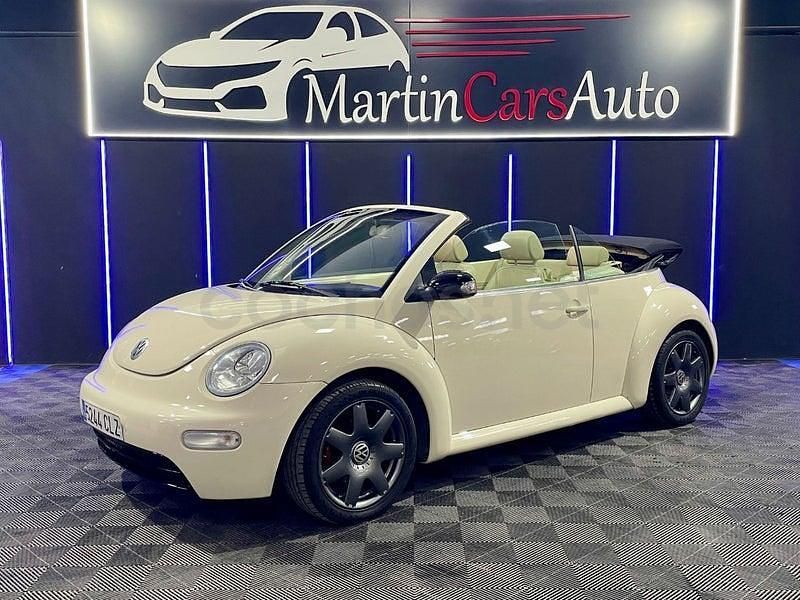 Usado VW New Beetle Cabriolet 100 CV (73 kW) 2003 Beige Descapotable