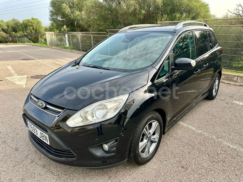 Negro Usado 2015 Ford Grand C-Max Monovolumen | 9990 € (Un poco caro) - Imagen 1/4