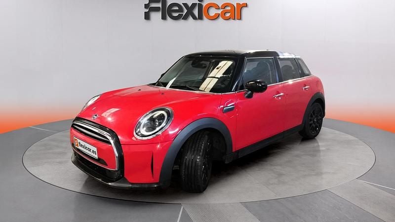 Usado Mini Cooper 136 CV (100 kW) 2023 Rojo Utilitario