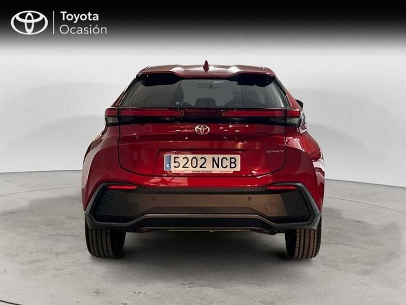 Usado Toyota C-HR Advance 223 CV (164 kW) 2025 Rojo SUV